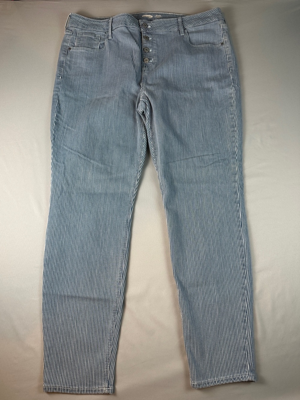 Old Navy Women’s Rockstar Pinstripe Skinny Jeans Button Fly Size 18 - Picture 2 of 9